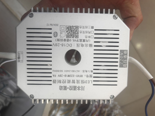 川本三线两线并连开关电源led工厂直销18伏24伏36伏灯具驱动并连