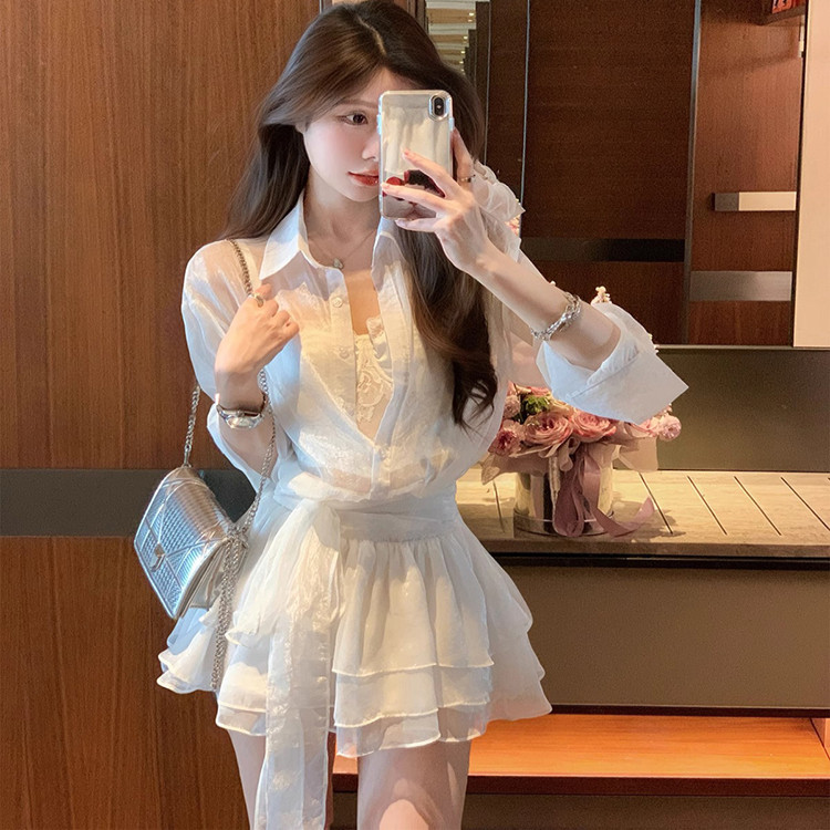 新款高级感纯欲显瘦白色衬衫裙内搭蕾丝抹胸连衣裙子套装女夏