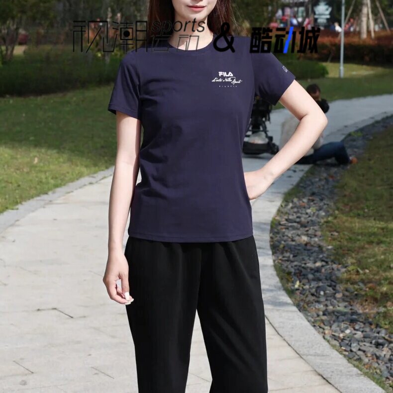 斐乐Fitness宝蓝休闲运动短袖T恤