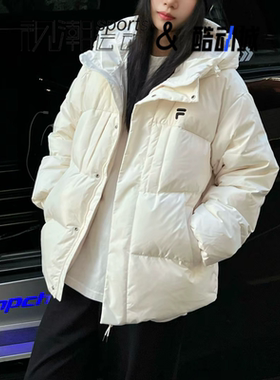 FILA斐乐 白色男女百搭保暖防风运动休闲连帽羽绒服T11U543912FIV