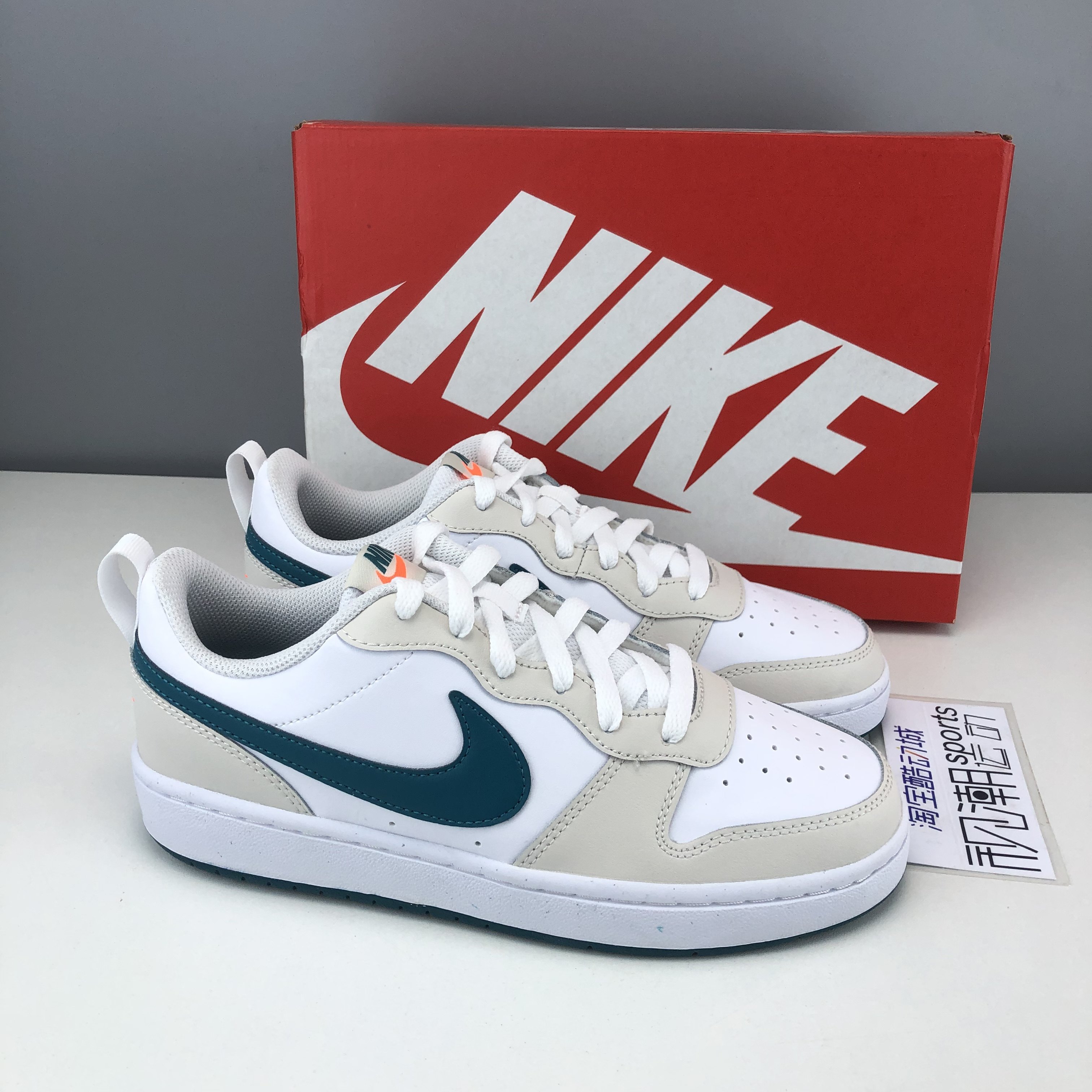 nike耐克court borough low2白蓝女低帮耐磨休闲板鞋bq5448-017