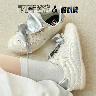 FILA斐乐水舞鞋 F52W543799FGD 白色女子蕾丝拼接蝴蝶结运动休闲鞋