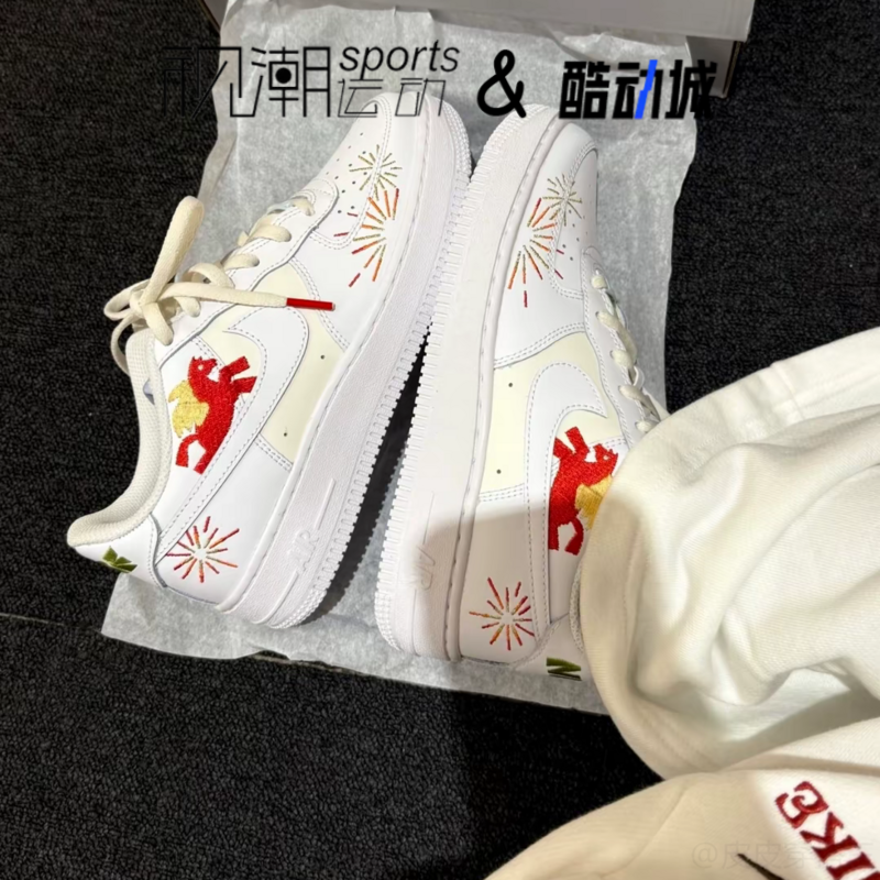 Nike耐克Air Force1 AF1白红大童马年限定运动休闲板鞋IQ1133-111