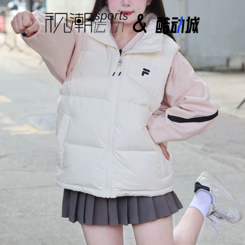 斐乐白色羽绒马甲保暖运动休闲