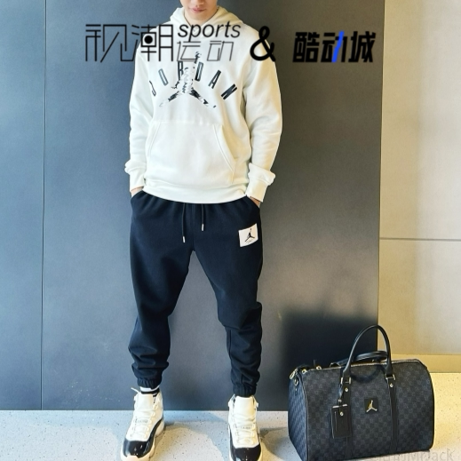 Jordan白色加绒卫衣休闲连帽长袖