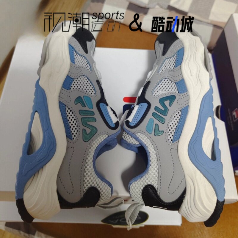 斐乐溶洞鞋灰色男女童耐磨训练鞋