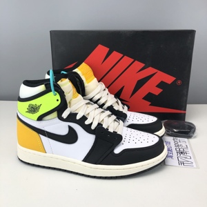 Air Jordan 1 AJ1 乔1黑黄橙脚趾男女高帮休闲篮球鞋 555088-118