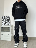 黑色