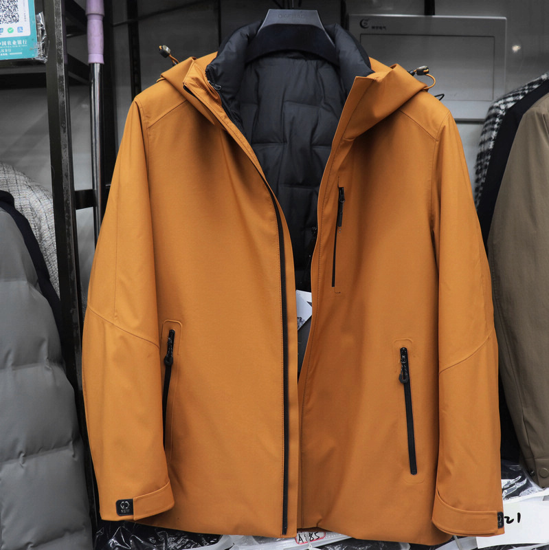 2025冬季新款尤狮龙男装休闲男士简约一衣四穿连帽鹅绒服256595