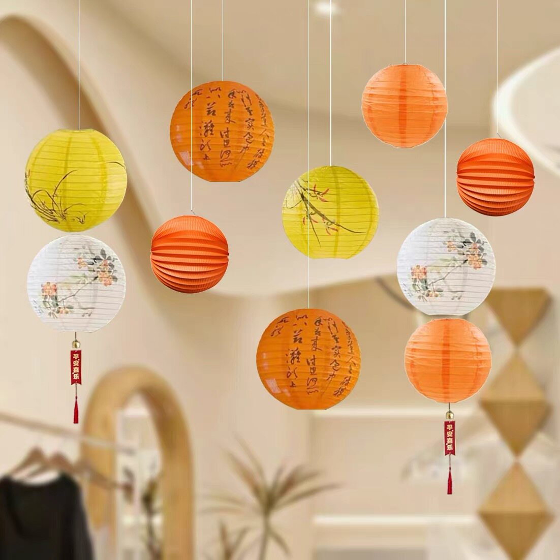 中秋国庆挂饰灯笼布置秋季秋天灯笼背景吊顶店铺橱窗挂件氛围古风图片