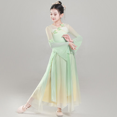 女童中国风古典舞蝴蝶