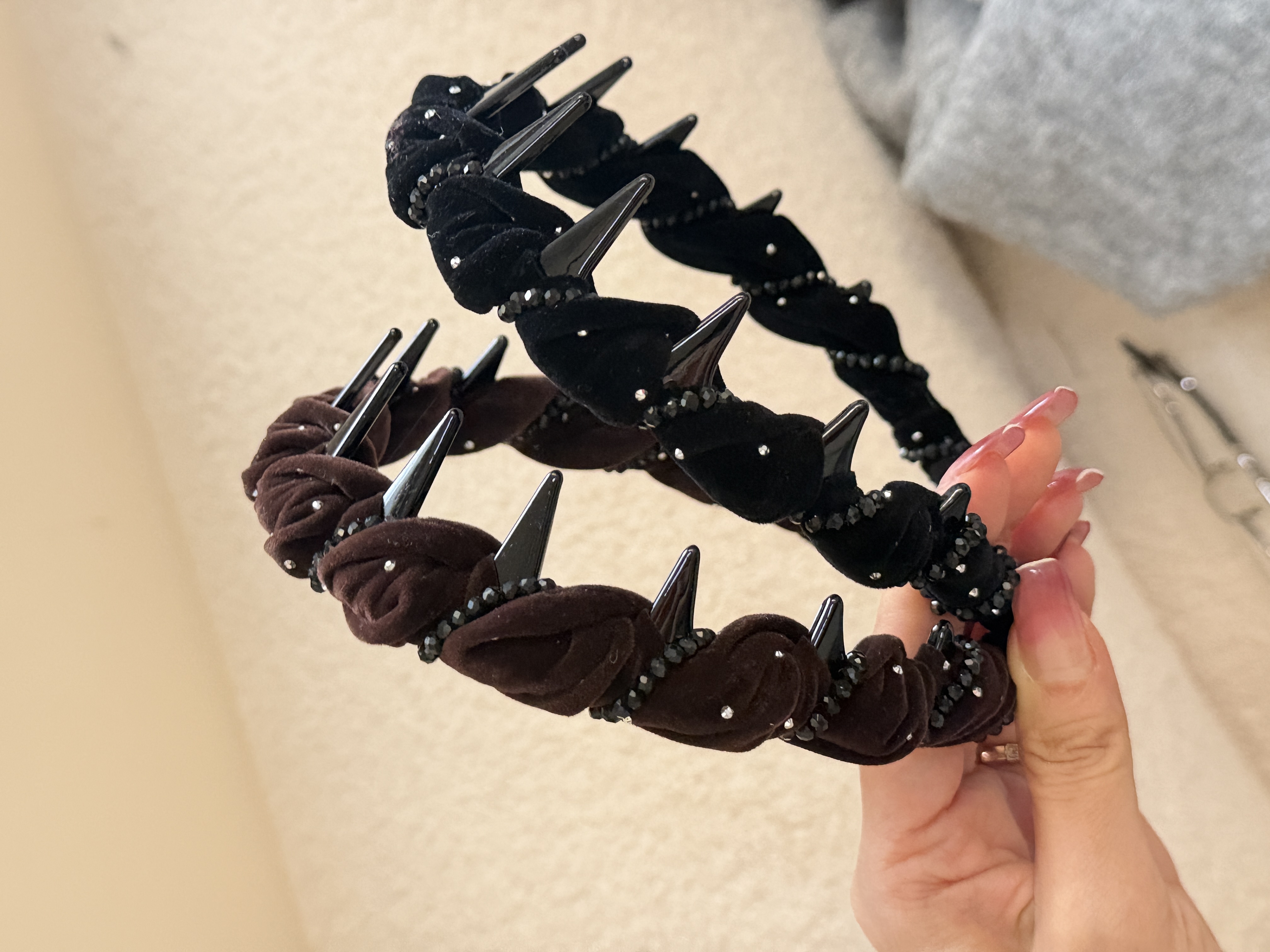 小L同学韩国进口2025新款高级感气质满天星水钻发箍女压发头箍