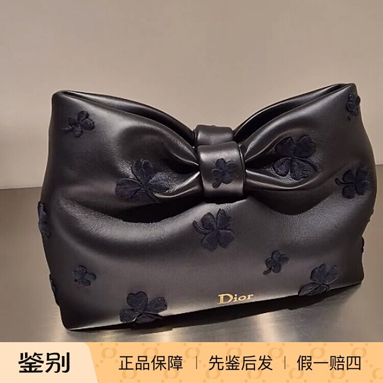 奢店代购 2026新款正品 DIOR/迪奥 Bow 羊皮四叶草刺绣蝴蝶结手袋