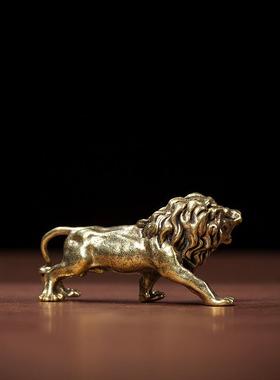 创意复古狮子摆件迷你实心雄狮手把件书房装饰办公室桌面动物茶宠