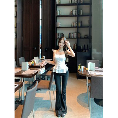 法式白色方领小飞袖衬衫女夏季荷叶边绑带修身收腰设计感辣妹上衣