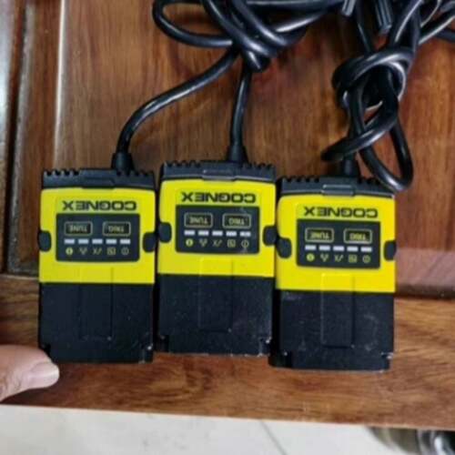 可议价DM152S读码器，成色如图，包好，共11个，有意者私