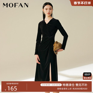 MOFAN摩凡优雅摩登V领丝绒连衣裙秋冬款黑色开衩收腰连衣裙显瘦