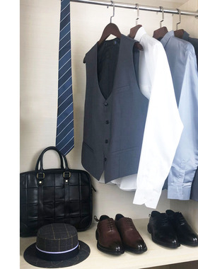 男士衣帽间衣服道具组合套装样板房衣柜西装包包鞋子软装饰品摆件