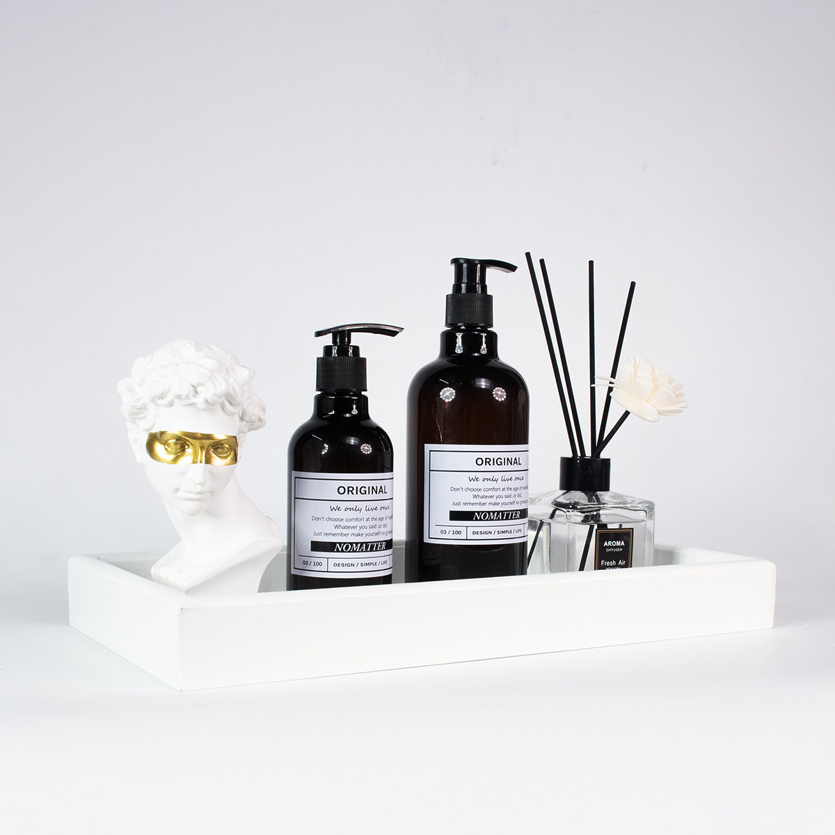 简约现代样板间卫生间软装摆件卫浴花艺瓶子香薰木质喷漆托盘套装