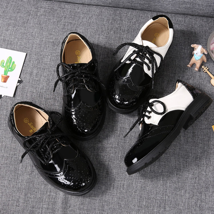 样板房衣帽间儿童鞋子道具定制衣柜展厅服饰陈列软装饰品