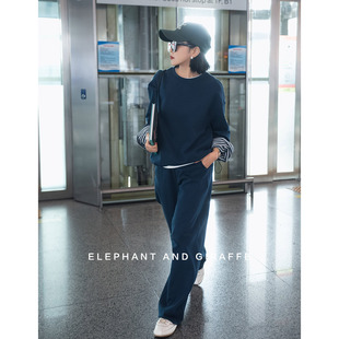 卫衣套装 大象和长颈鹿 套上就走 快充套装 602206 衣柜里