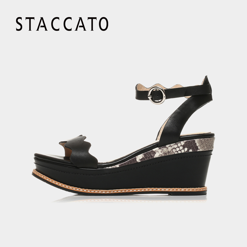 STACCATO/思加圖夏季休閑一字帶坡跟女涼鞋9FH09BL7