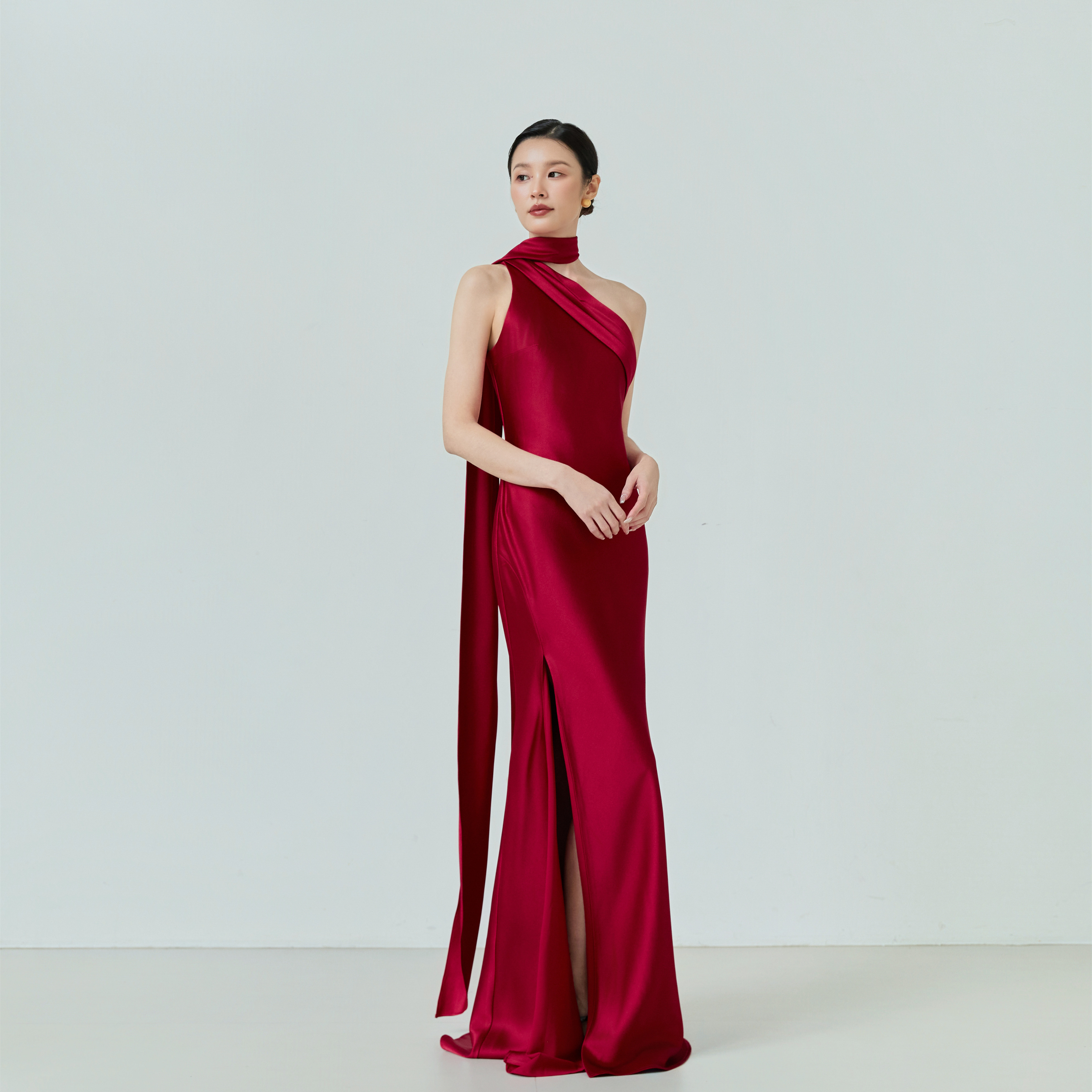Nomeives显瘦新娘鱼尾礼服红【洁】高级简约宴会中式婚礼敬酒服
