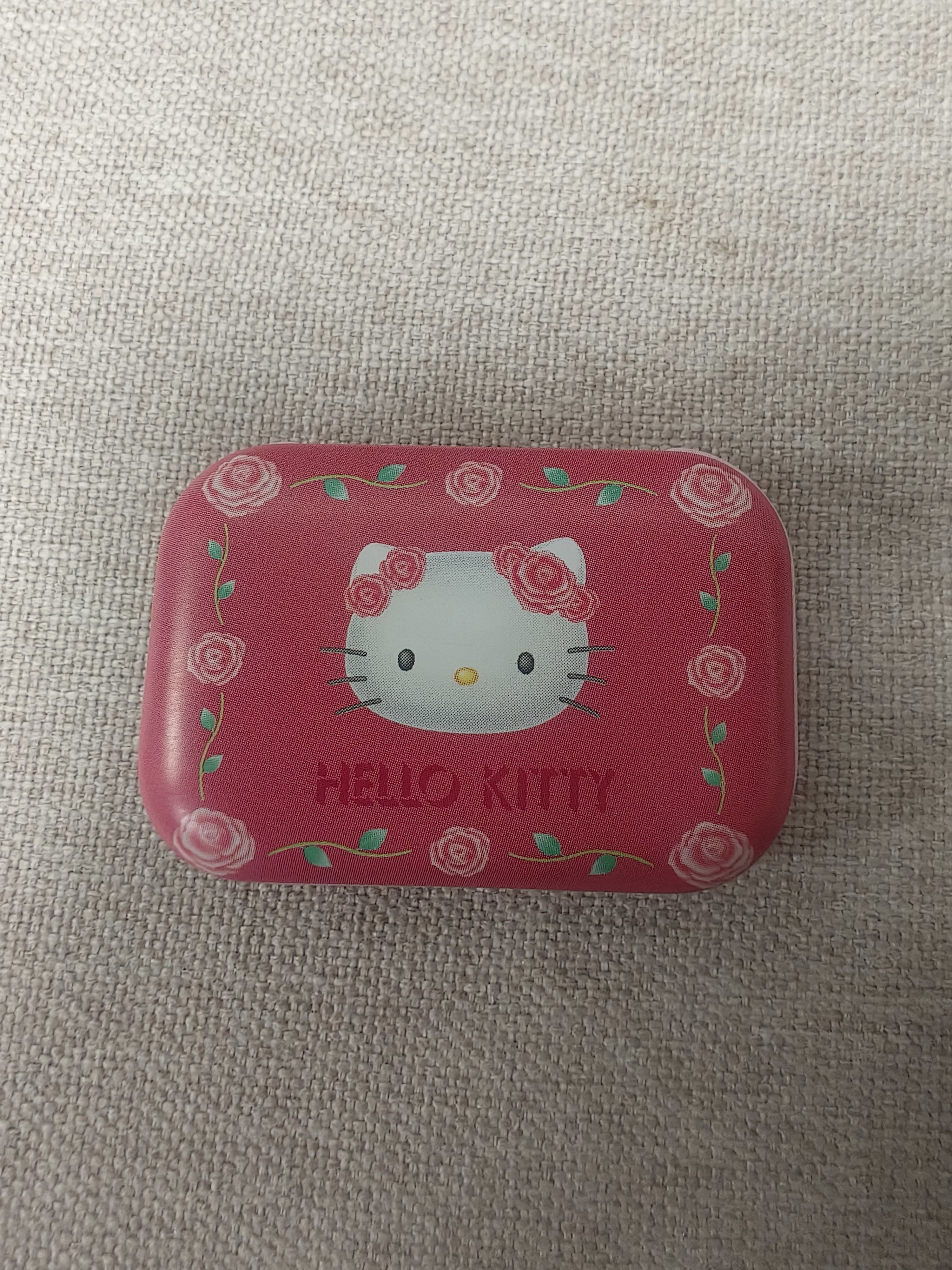 Hellokitty中古稀有2000年蔷薇花收纳盒，橡皮。全新。,模玩/动漫/周边/娃圈三坑/桌游,艺术潮玩衍生品/展览衍生品/周边,淘宝优惠券,粉丝福利购,淘宝优惠卷