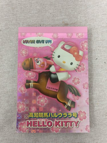 Hellokitty中古稀有2004年粉色马术小本子，左下角翘，基本全新。