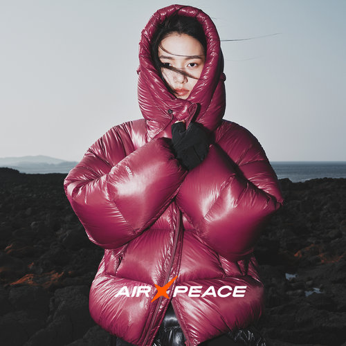 【AIRxPEACE】太平鸟 连帽亮面羽绒服新款鹅绒面包服B2ACF440B