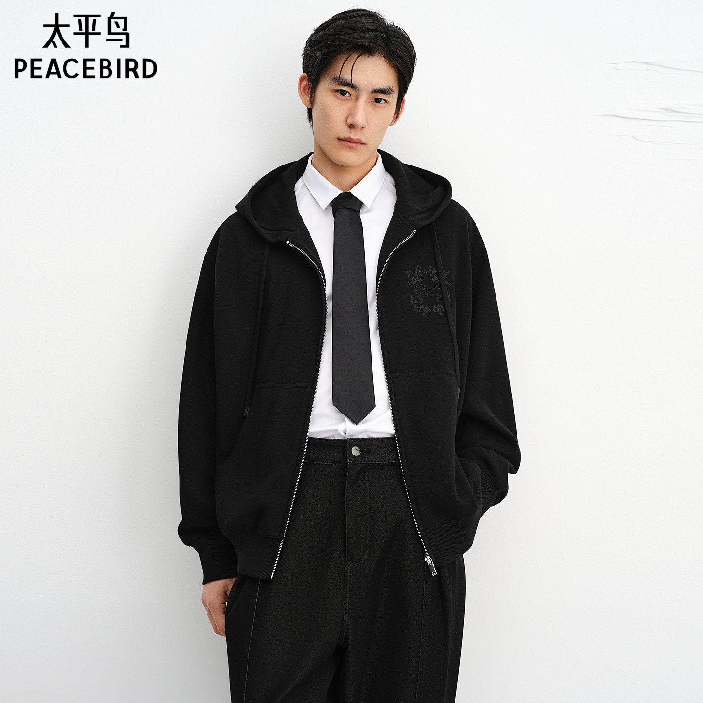 太平鸟男装精致刺绣卫衣青年潮流潮牌休闲外套时尚宽松连帽上衣