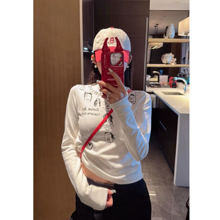 设计感字母图案印花长袖T恤女秋季白色正肩内搭修身打底衫上衣潮