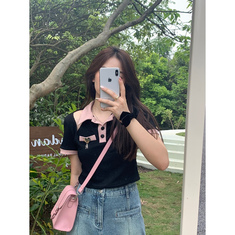 撞色Polo领短袖T恤女夏季设计感漏肩短款正肩辣妹别致露脐上衣潮