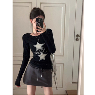 显瘦打底衫 美式 黑色内搭修身 T恤女秋季 上衣 复古星星印花正肩长袖