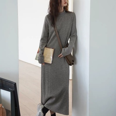 2025年半高领打底连衣裙新款女针织春秋冬配大衣裙子内搭气质