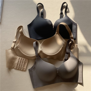 空气感无痕大胸显小文胸 聚拢软托光面上托侧推气质优雅薄款内衣
