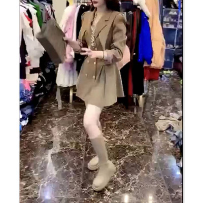 今年流行特惠88219大爱美依缘2025春季新翻领泡泡袖西装连衣裙