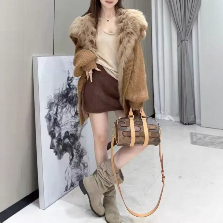 今年流行特惠PH52832大爱美依缘2025秋冬新款高级洋气宽松显瘦