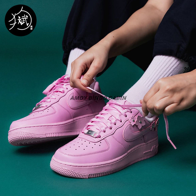 Nike耐克 Air Force 1 女子空军一号立体小花运动休闲板鞋 IR8637