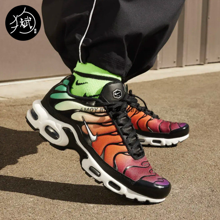 Nike耐克Air Max Plus女子彩色渐变气垫复古运动休闲跑步鞋DZ3670