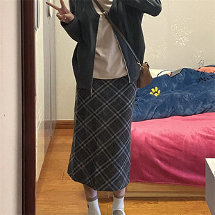 黑灰色毛呢格子半身裙女大码秋季小个子高腰a字长裙修身包臀裙子