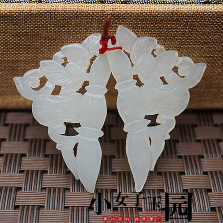 和田玉镂空雕刻藕节吊坠挂件青白玉荷花玉佩玉坠配饰一对