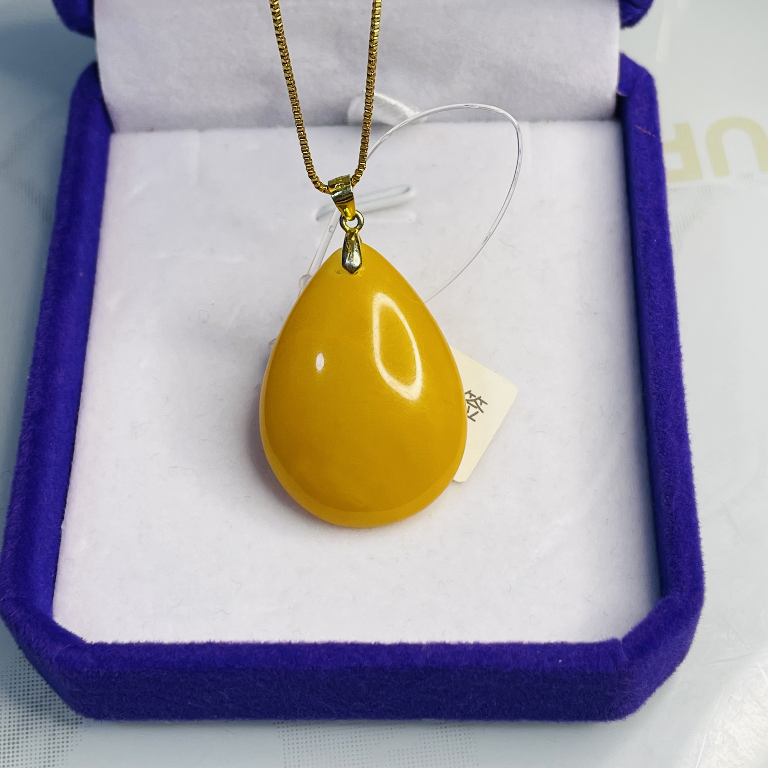 天然鸡油黄蜜蜡22X30MM水滴s925银镶嵌吊坠原石简单百搭琥珀女