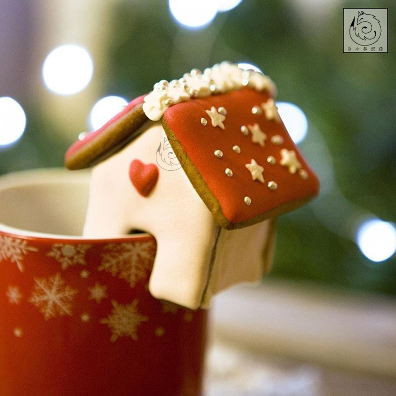 白小狐烘焙 圣诞姜饼屋饼干模具 美式咖啡杯装饰迷你挂杯小屋切模