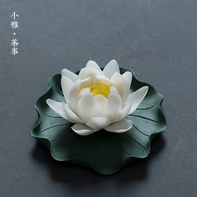 手捏陶瓷白睡莲 香插茶桌荷花禅意摆件匠人手工瓷花线香托茶宠