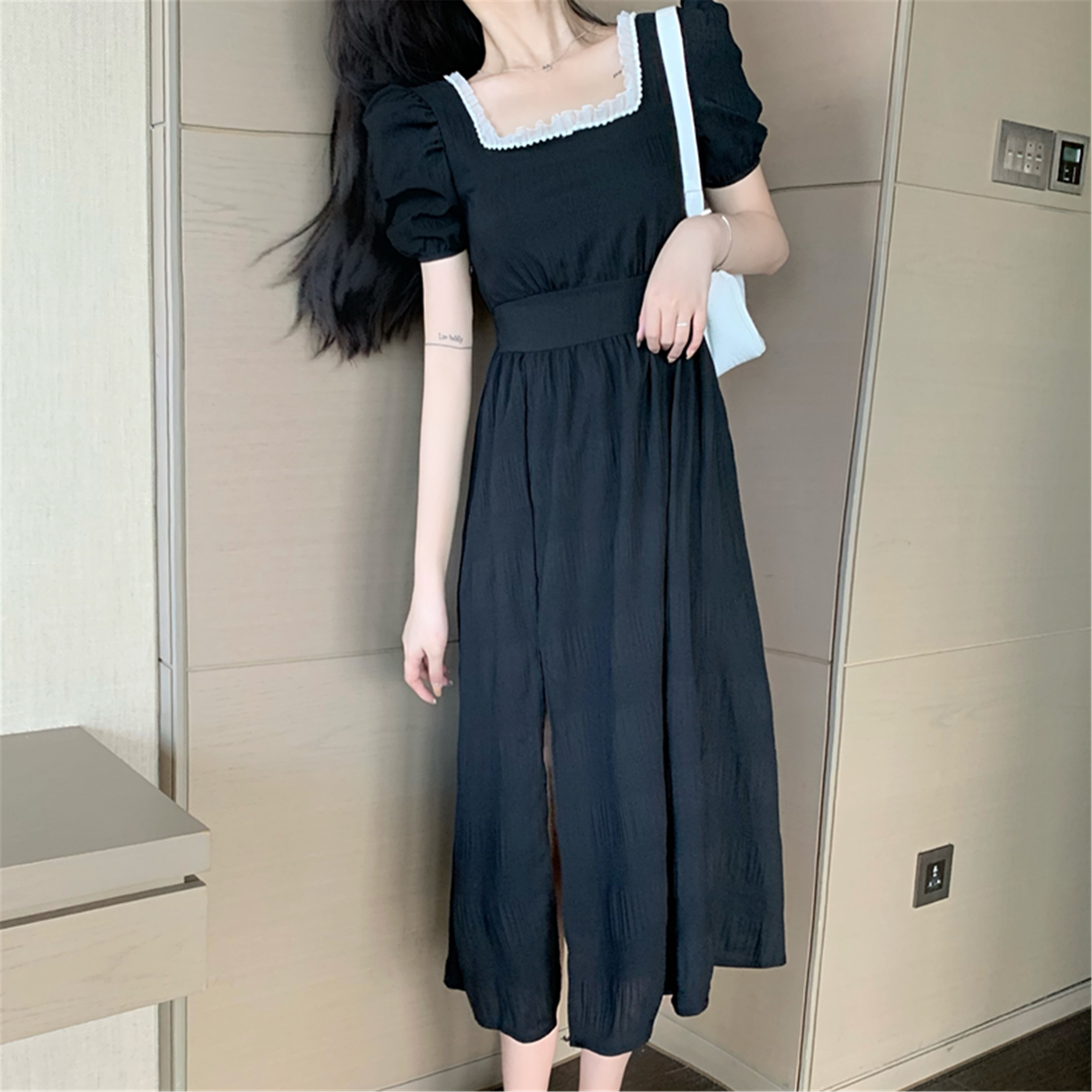 Real photo real price retro temperament red square collar Plaid French dress female summer