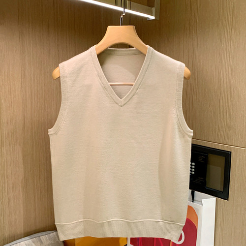休闲纯色鸡心领毛衣背心针织马甲