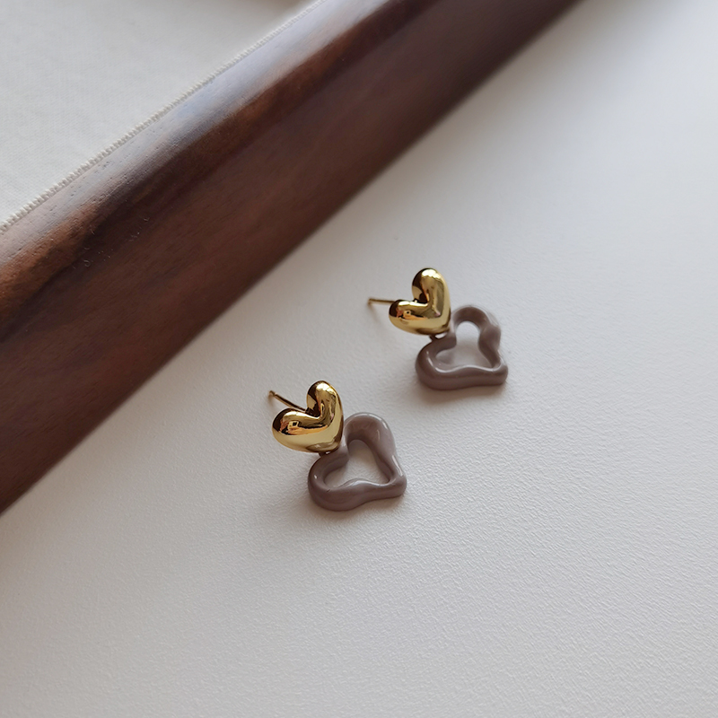 滴釉双爱心耳钉镂空STUNNINGMOMO