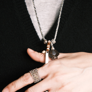 新中式毛衣链不规则茶晶吊坠项链抽拉项链秋冬小众男女同款高级感
