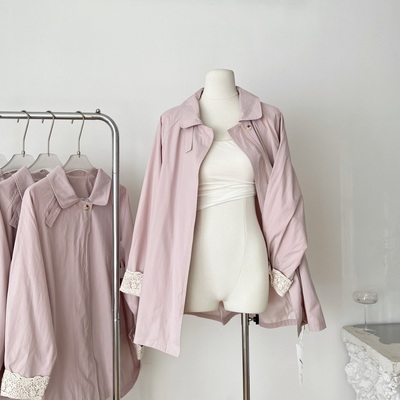 CallmeEar秋日慕斯袖口蕾丝拼接设计风衣外套女秋宽松上衣